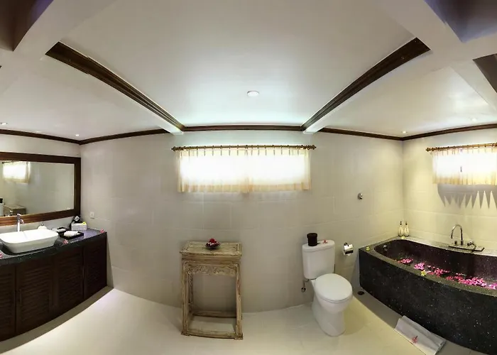Shanti Natural Panorama View Hotel
